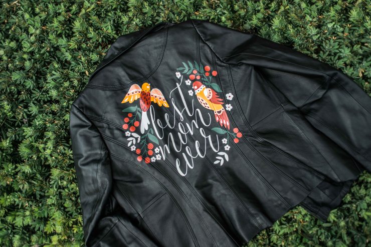 Painted Best Mom Ever.jpg